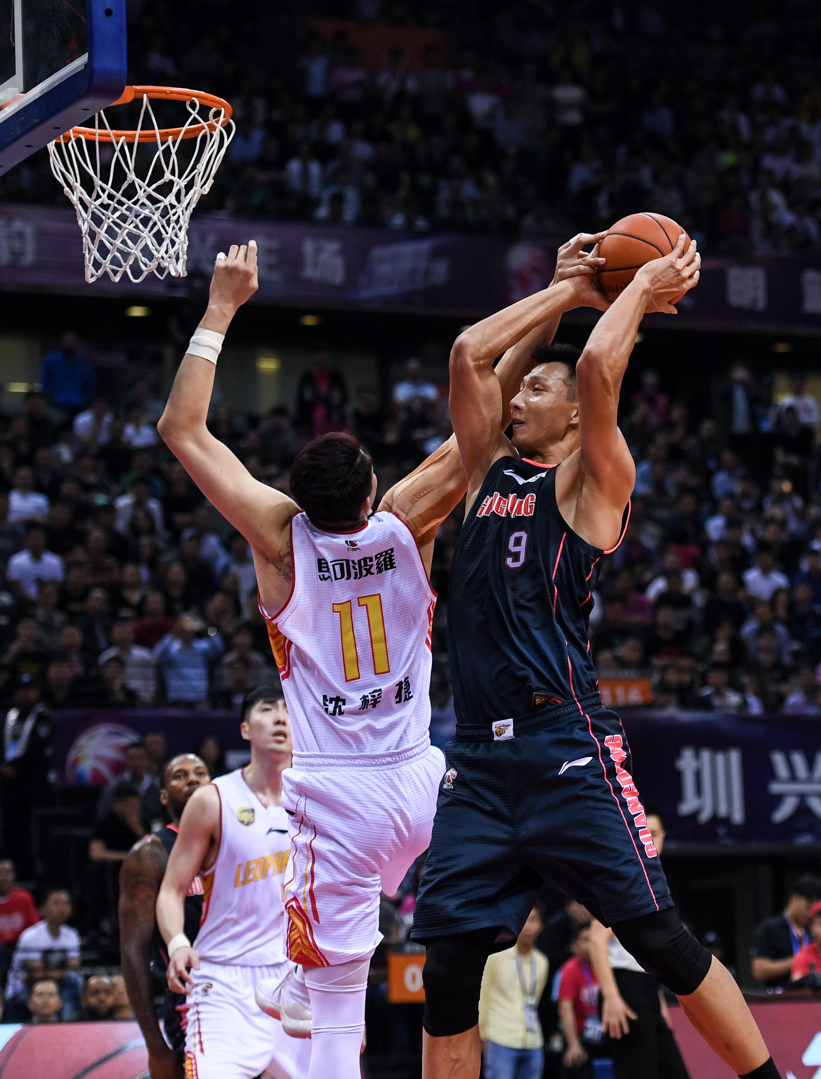 长期低迷的 长期低迷的