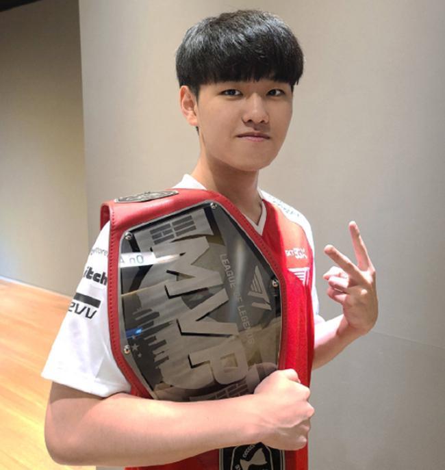 球迷与业内 球迷与业内