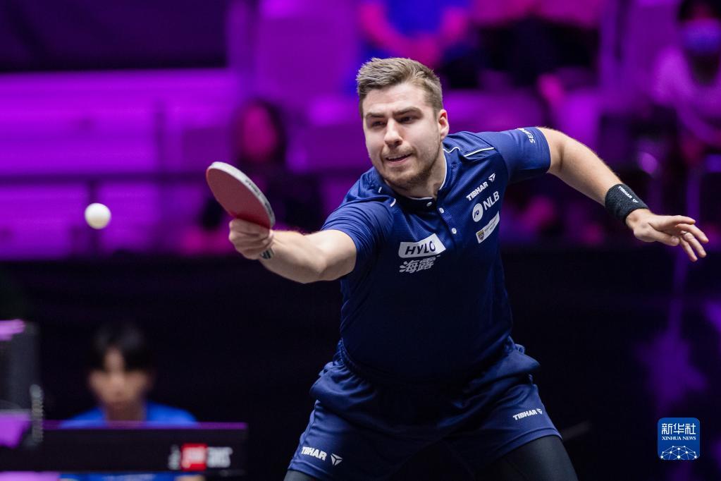 在比赛末段 在比赛末段